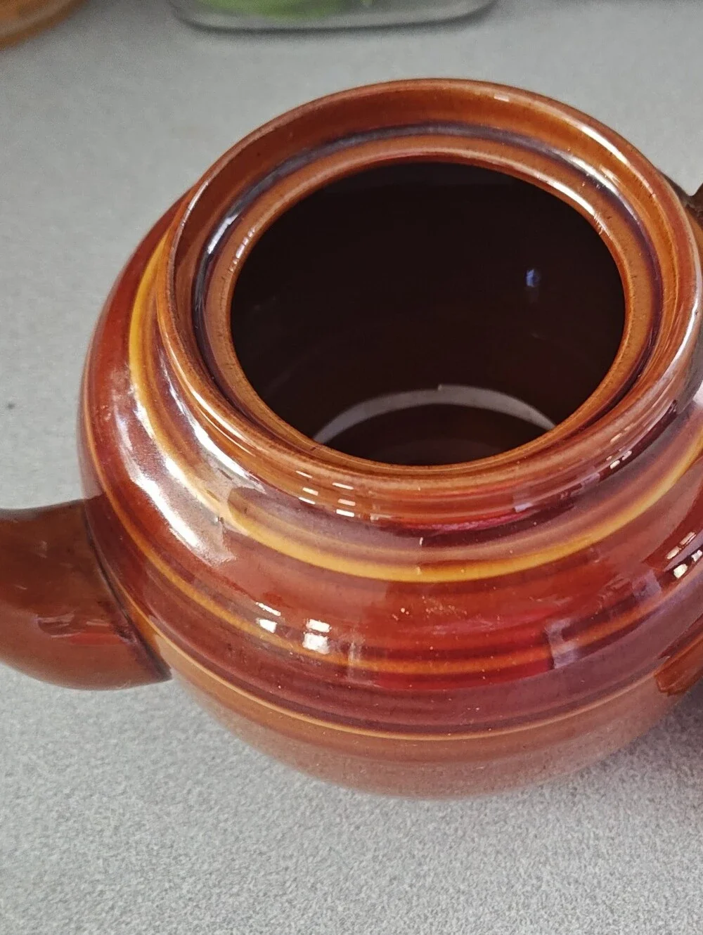 Brown Ceramic Teapot with Lid - Classic Home Kitchen Teapot